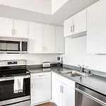 Westchester 2Br W Pool Gym Wd 5 Mins To Lax Lax-669