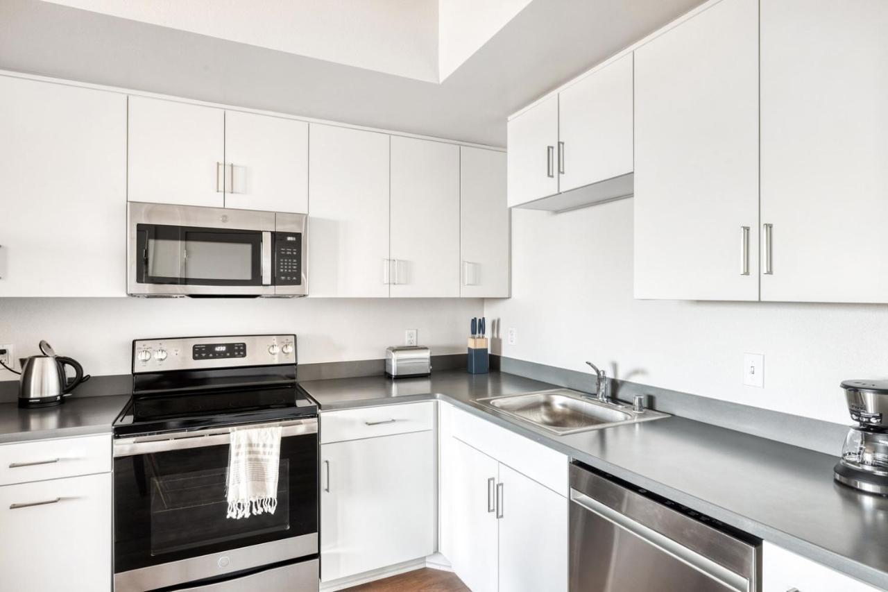Westchester 2br W Pool Gym Wd 5 Mins To Lax Lax-669 * Los Angeles