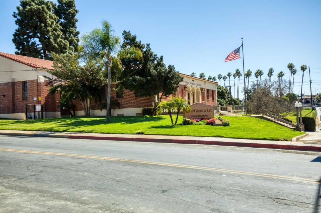 Westchester 2br W Pool Gym Wd 5 Mins To Lax Lax-669